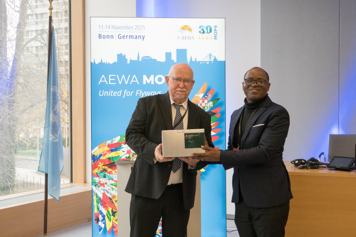 Recipient of one of the donated by Leica binoculars at AEWA MOP9 held on the UN Campus in Bonn, Germany / Photo by Aydin Bahramlouian (CC BY-NC 4.0)