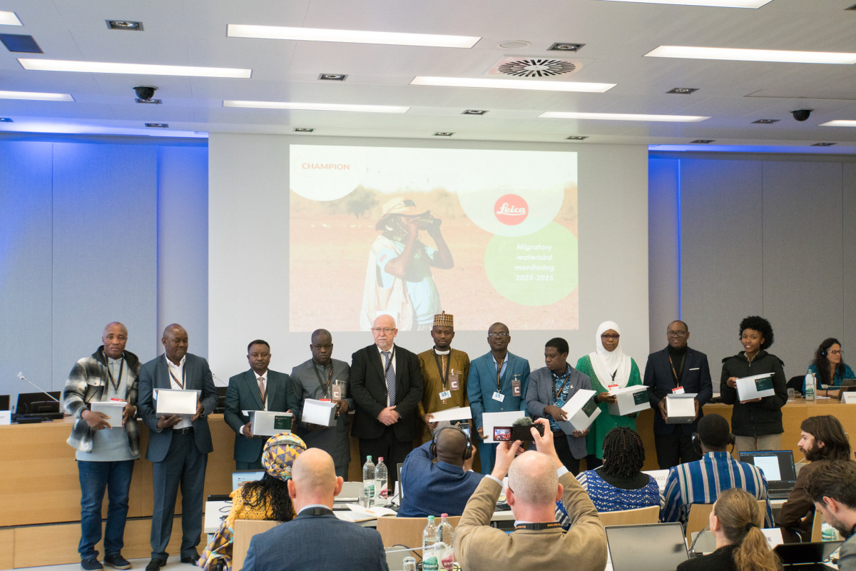 Recipients of the ten high-precision Leica Trinovid 10x42 HD binoculars donated by Leica Camera AG to support waterbird monitoring efforts under AEWA in Africa / Photo by Aydin Bahramlouian (CC BY-NC 4.0)