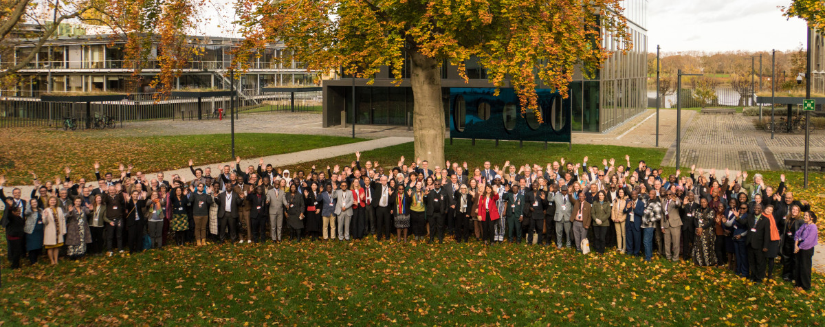 Group Photo of AEWA MOP9 held at the UN Campus in Bonn, Germany. / Photo by Aydin Bahramlouian (CC BY-NC 4.0)
